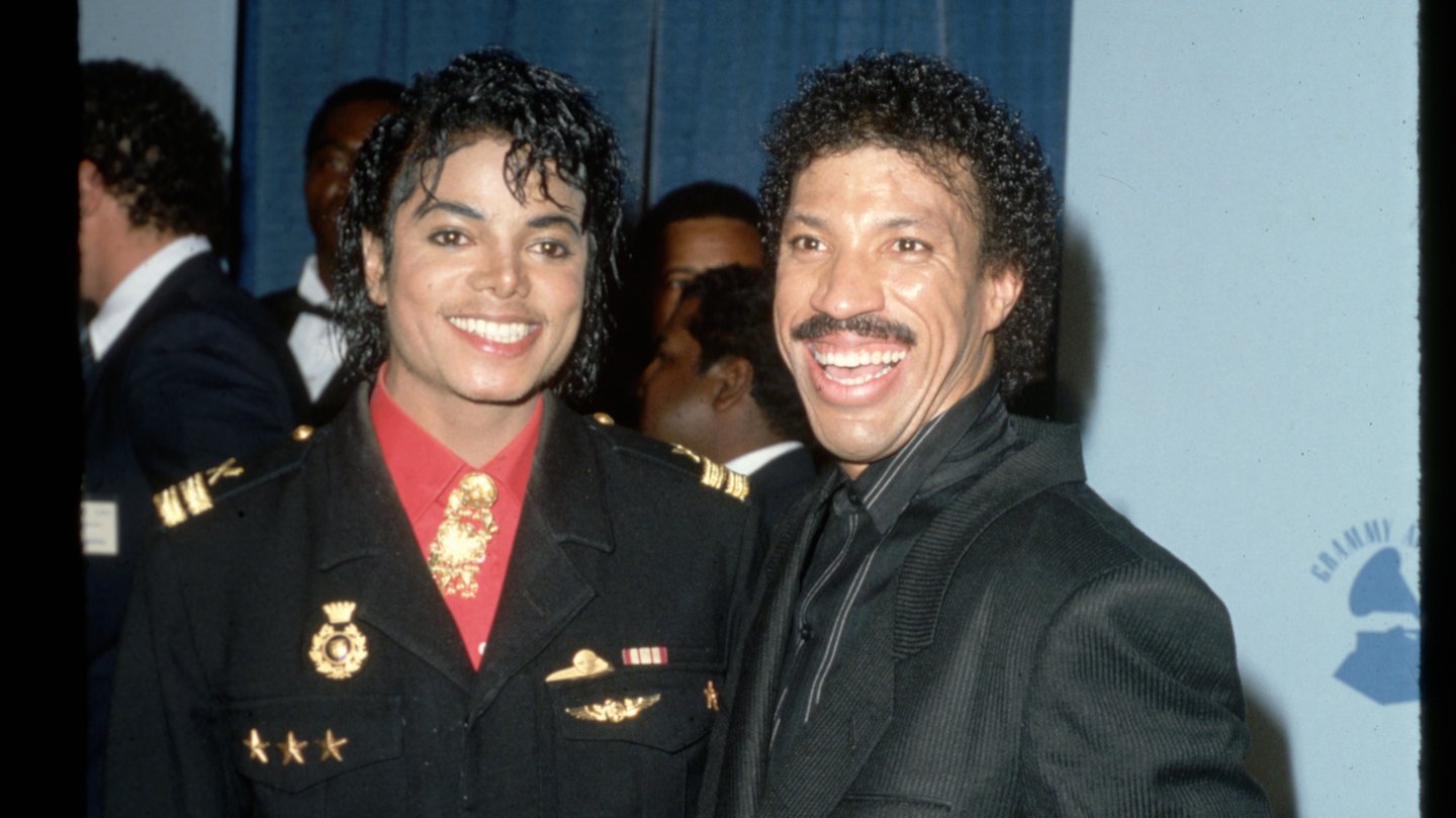 Amanda Bynes Nude Fakes Seyfried Says Daughter 5 Is A Budding Actress At 2022 Emmys