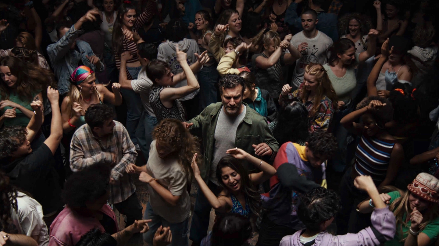 John Lewis Noël 2025: Ad émouvante avec une chanson de 35 ans