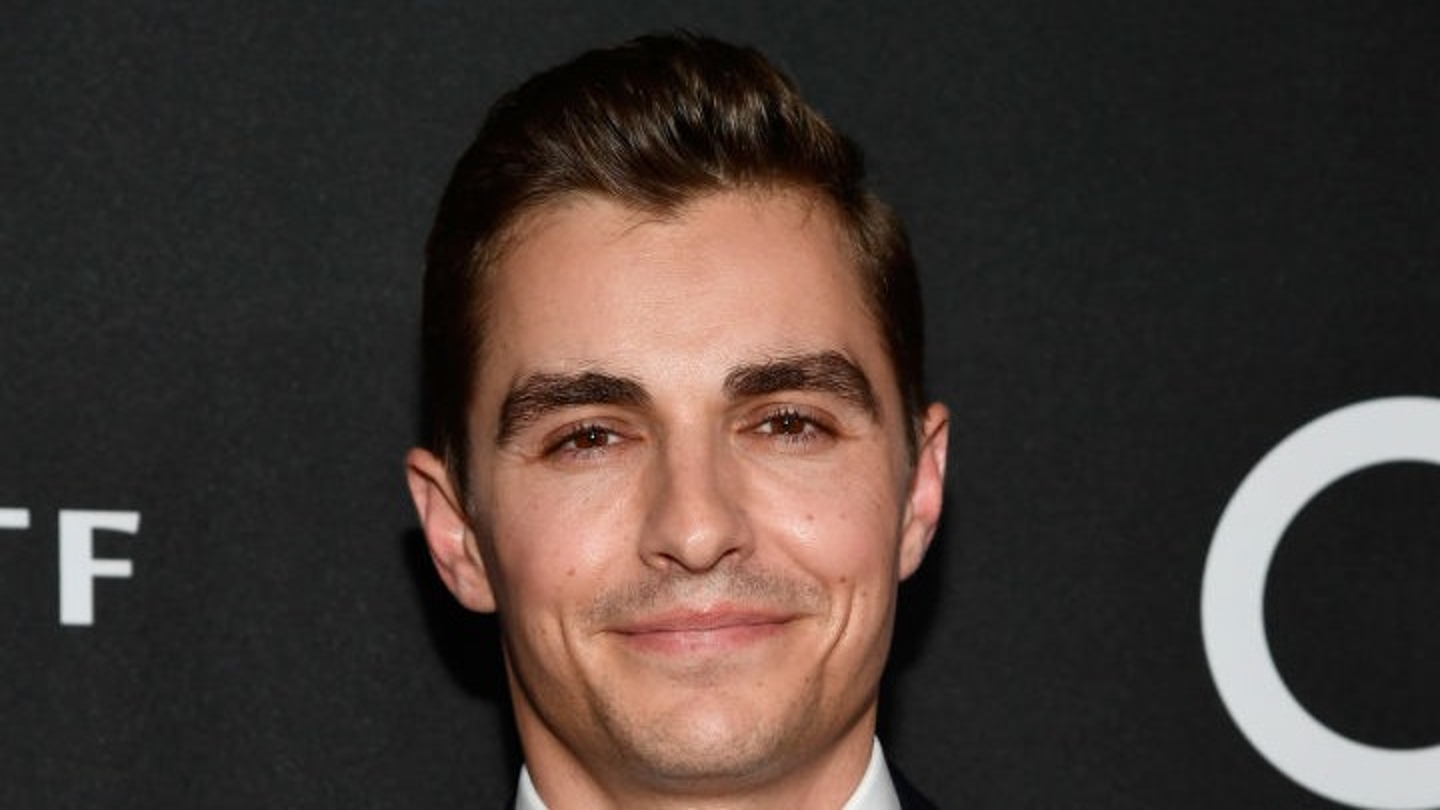 Dave Franco nie être célèbre grâce à son frère Dave Franco nie être célèbre grâce à son frère